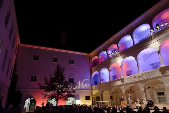 Hotel Kunsthaus Horn Extérieur photo